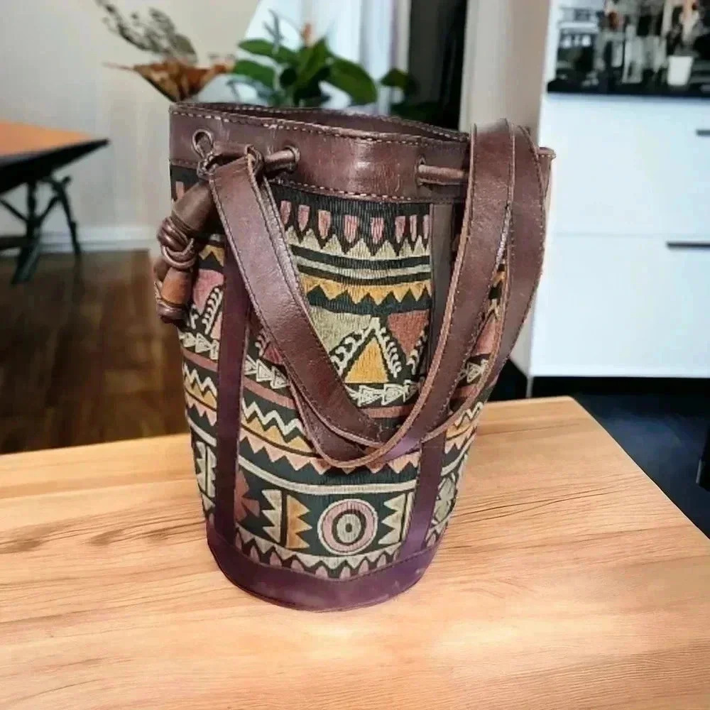 Vintage Island Imports Tribal Print Leather Bucket Bag – Rare Find - Picture 2 of 11